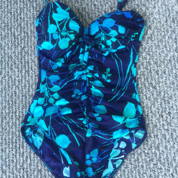 IT FIGURES multi-color blue floral swimsuit - Picture 3 of 11